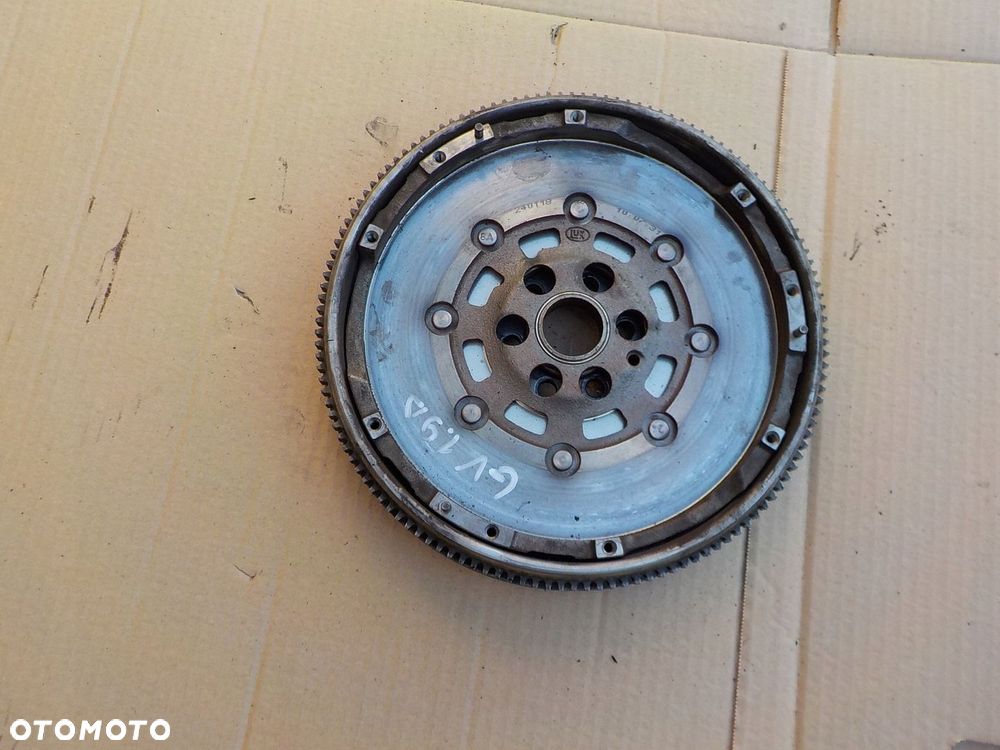 koło dwumasowe vw golf V 1,9 TDI 2008r - 1