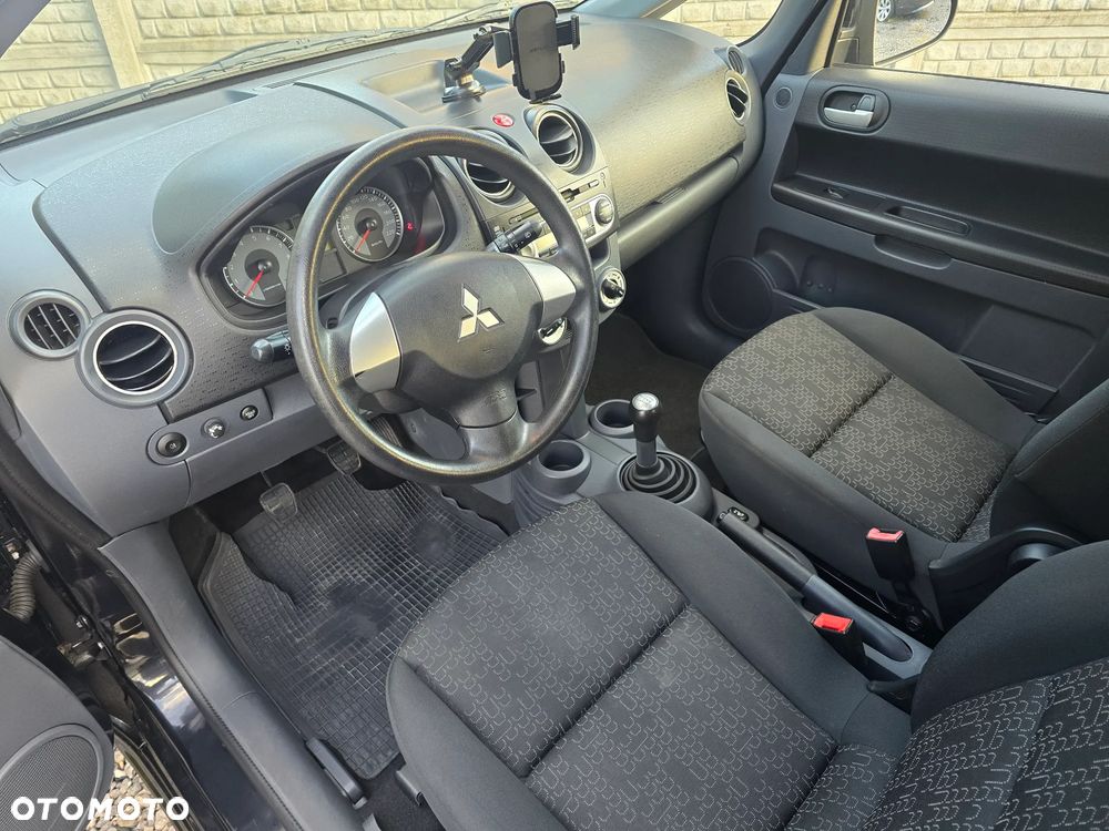 Mitsubishi Colt - 19