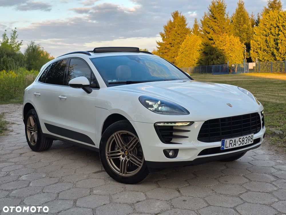Porsche Macan - 1