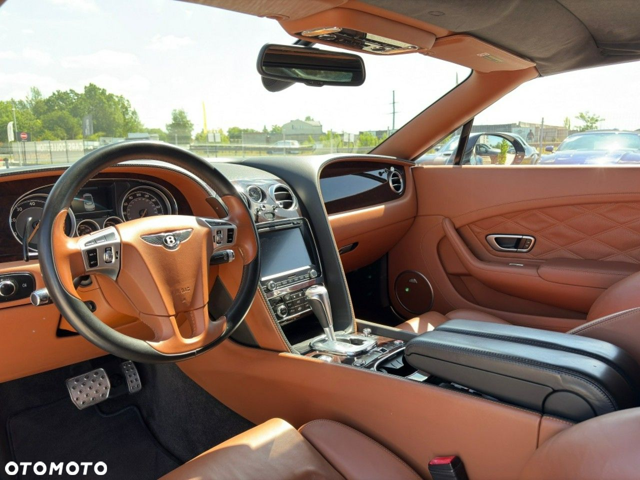 Bentley Continental GT - 11