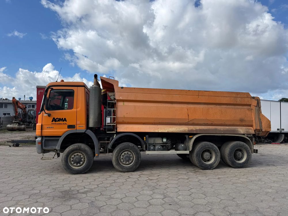 Mercedes-Benz ACTROS - 3