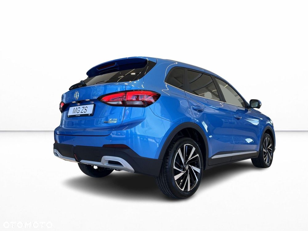 MG ZS Hybrid+ - 29