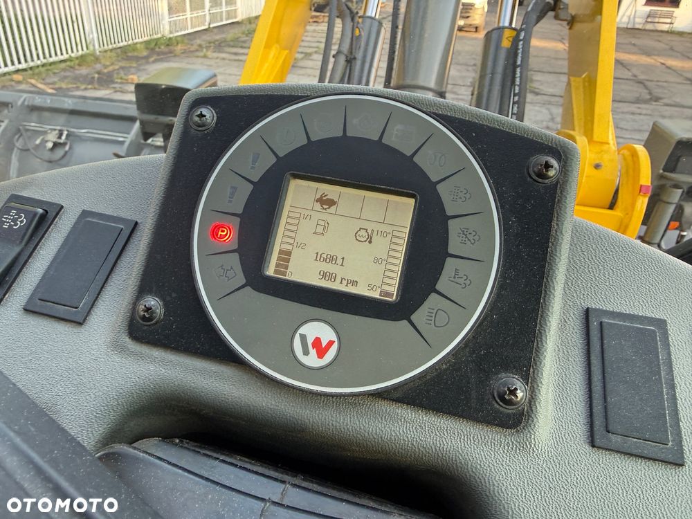 Wacker Neuson Ładowarka WL52 - 37