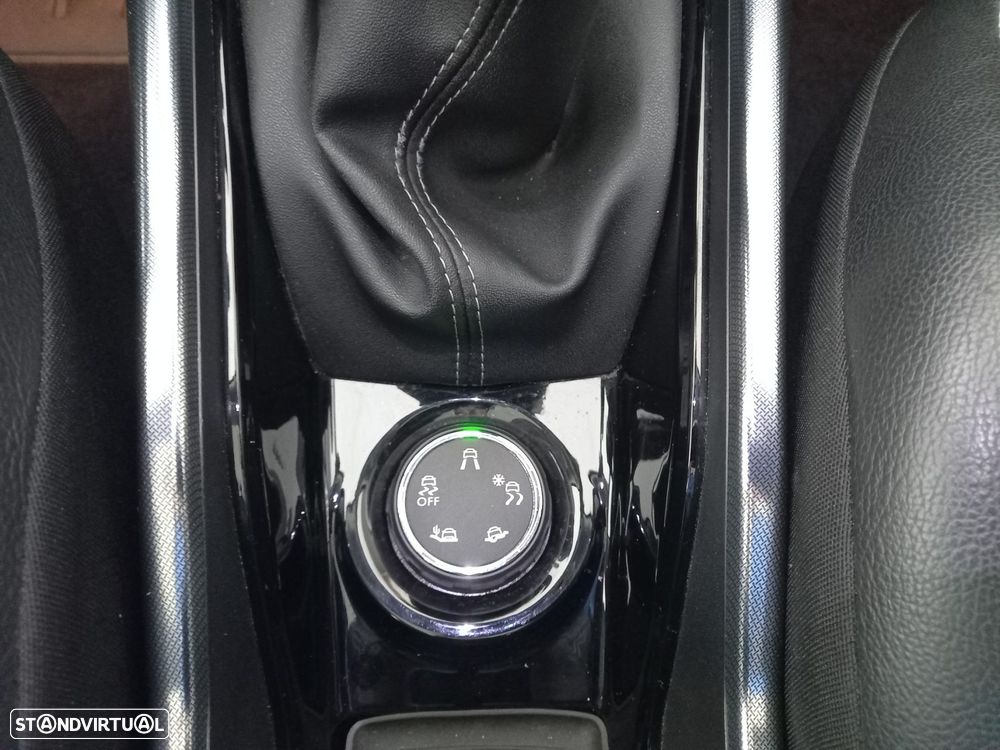 Peugeot 2008 1.2 PureTech Allure - 18