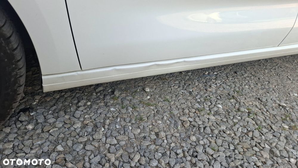 Citroën C4 Picasso 1.6 BlueHDi MoreLife S&S - 13