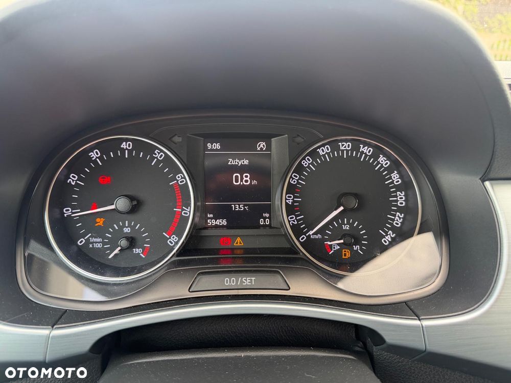 Skoda Fabia 1.0 MPI Ambition - 14