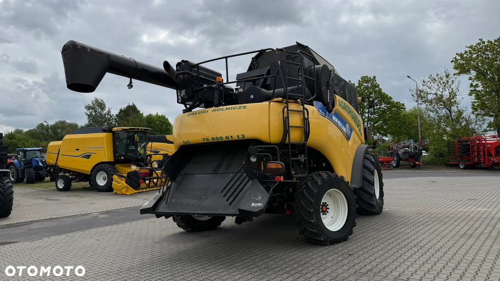 New Holland CR9080 - 12