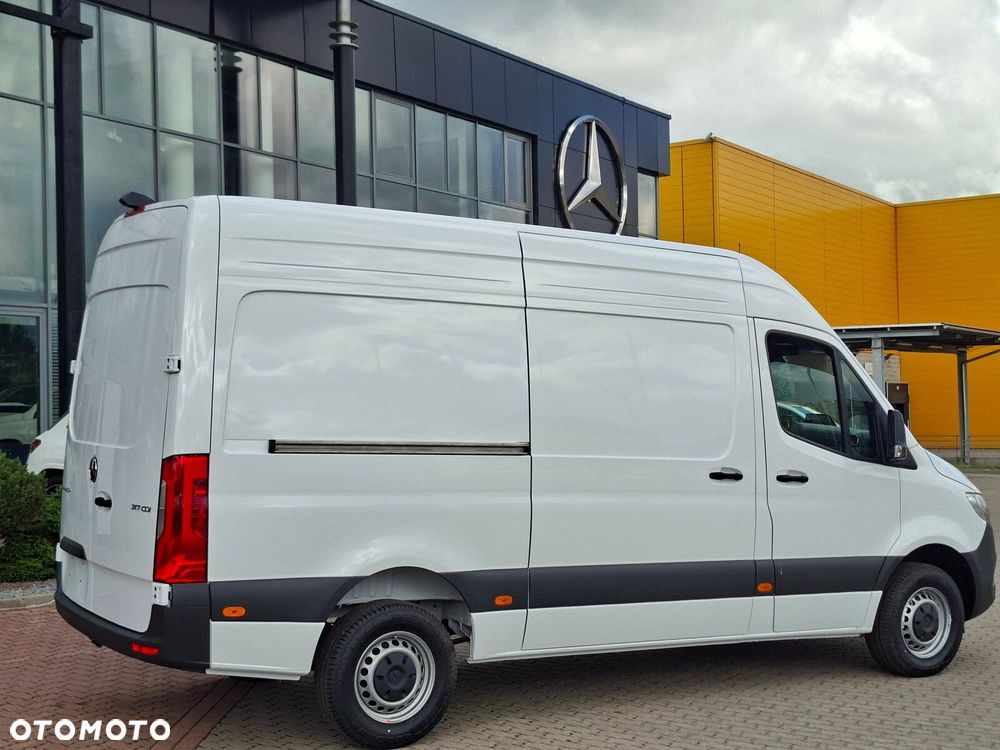 Mercedes-Benz Sprinter Sprinter - 4
