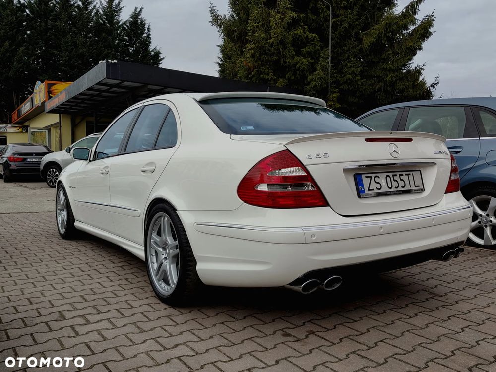 Mercedes-Benz Klasa E 55 AMG Automatik - 14