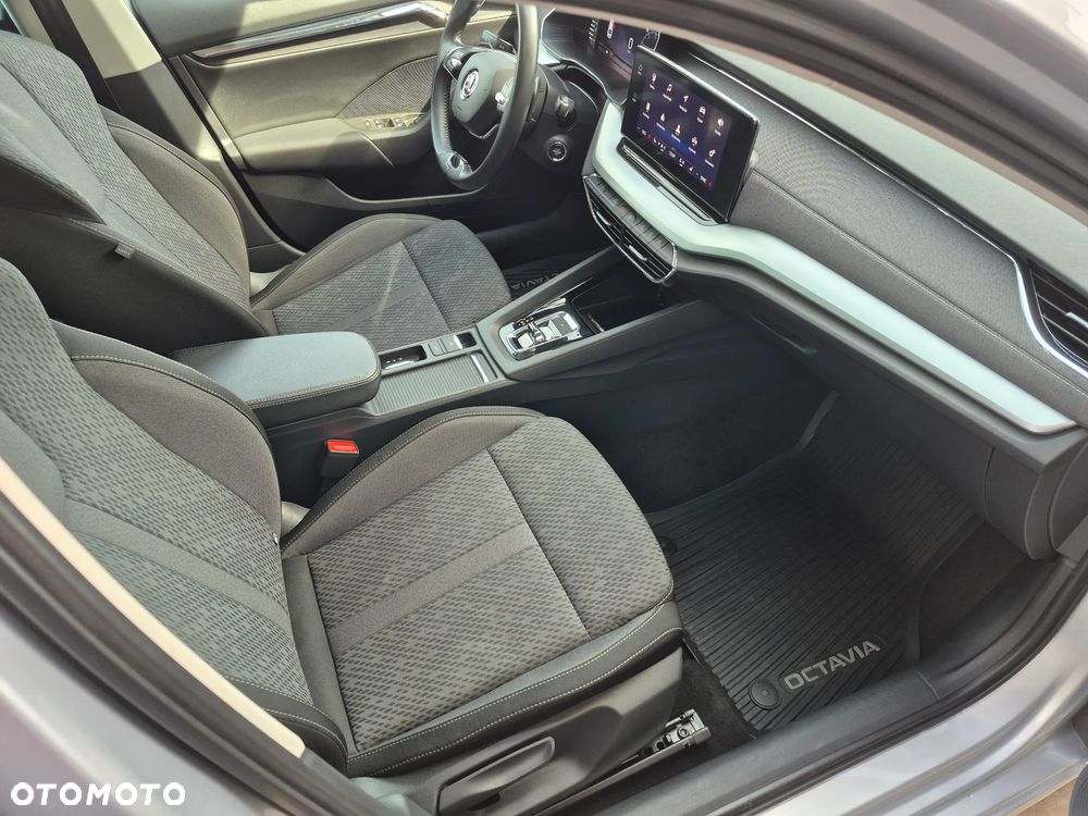 Skoda Octavia 2.0 TSI 4x4 Style DSG - 9