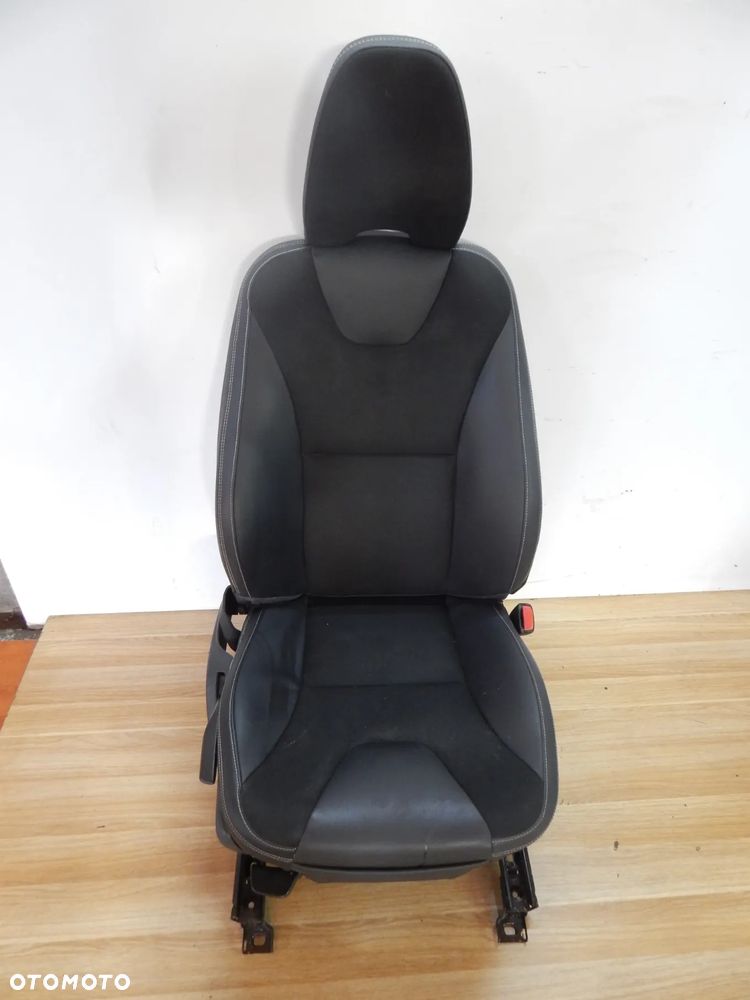 Fotel półskóra przód Volvo XC60 xc60 I 08-17 Łuków części - 2