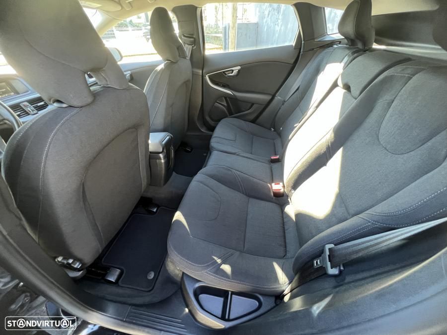 Volvo V40 2.0 D2 Kinetic - 17