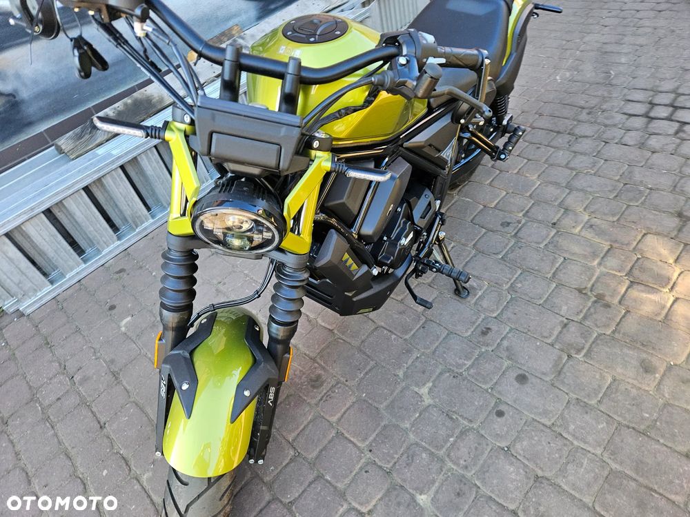 Zontes 125C - 12