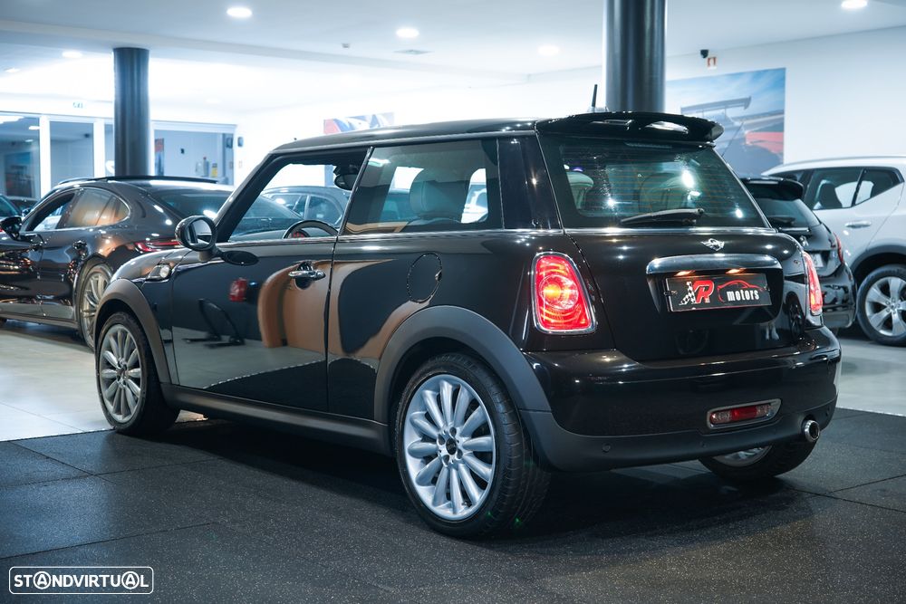 MINI 3 Portas Cooper D - 7