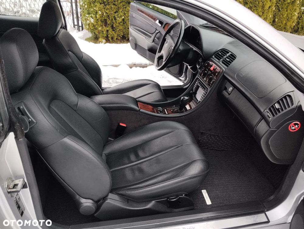Mercedes-Benz CLK - 2