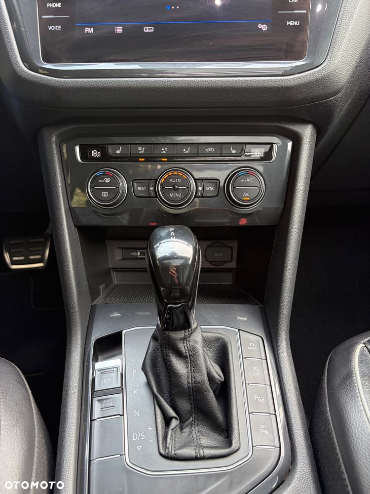 Volkswagen Tiguan 2.0 TDI SCR DSG R-Line - 18