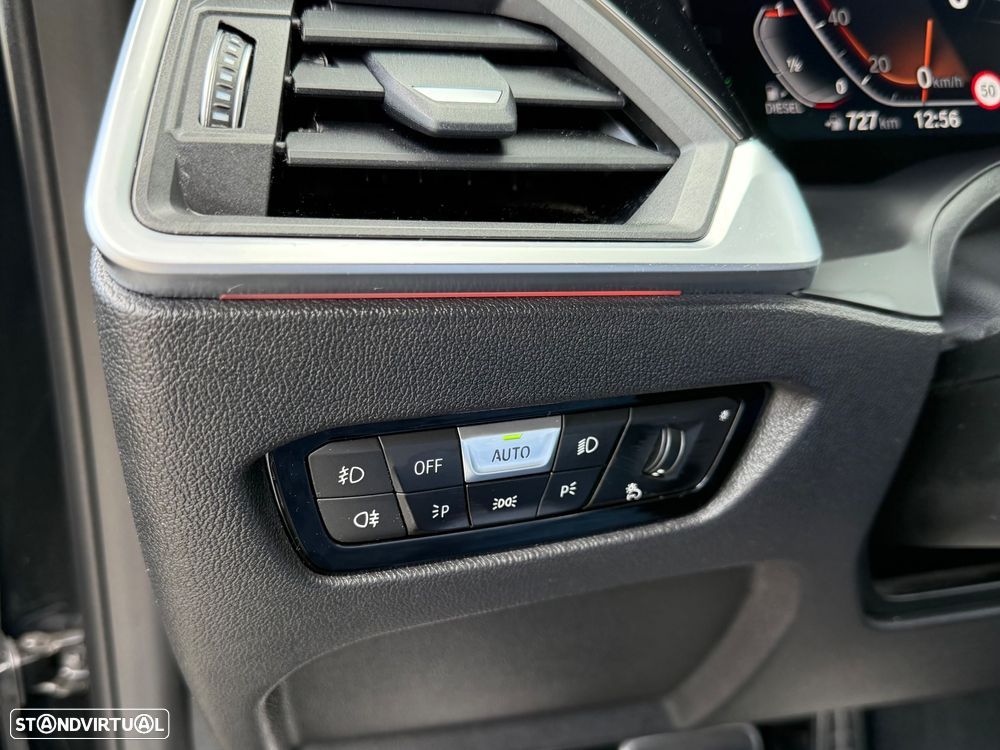 BMW 420 d Desportiva M Auto - 29