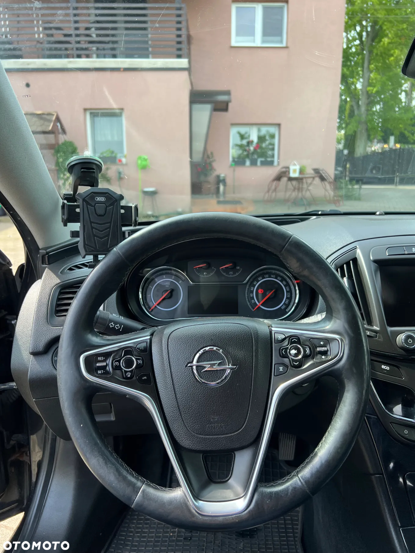Opel Insignia 2.0 CDTI Cosmo S&S - 24