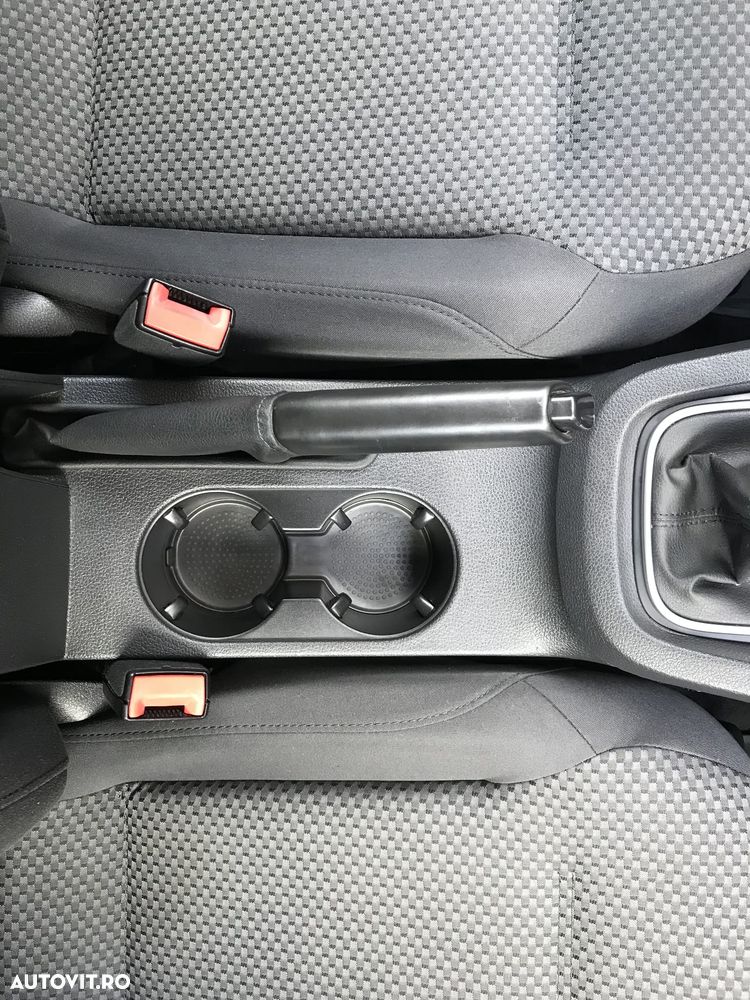 VOLKSWAGEN Jetta 2011 — imagine 40