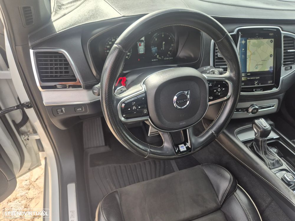 Volvo XC 90 2.0 D4 R-Design - 31