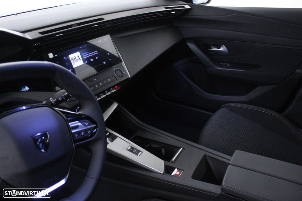 Peugeot 308 1.5 BlueHDi Style EAT8 - 33