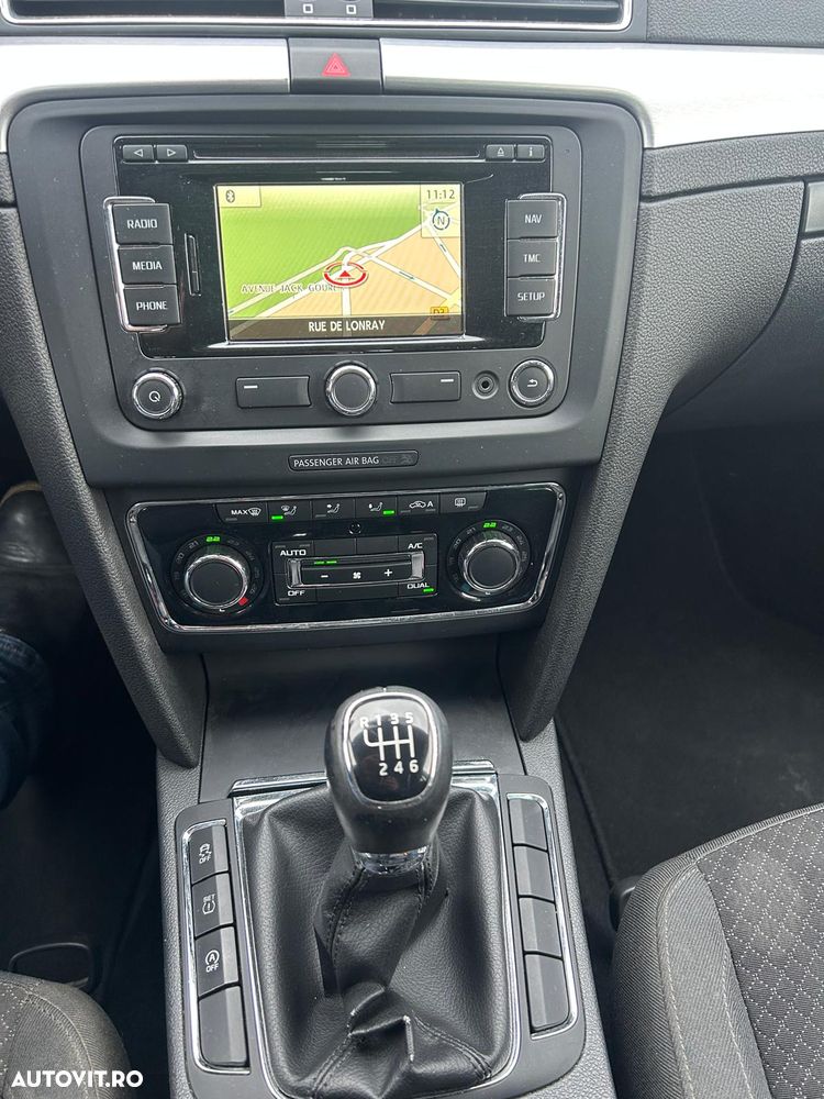 Skoda Superb 2.0 TDI PD Comfort - 5