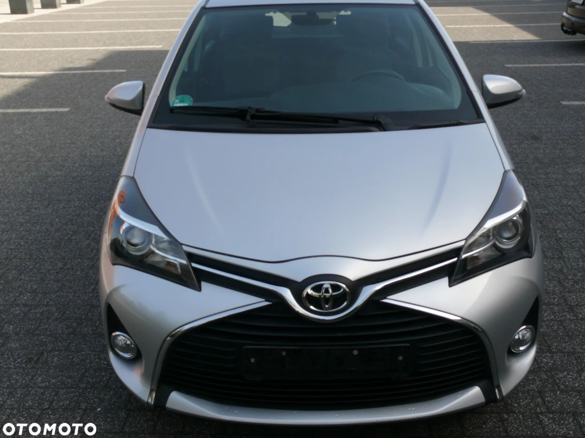 Toyota Yaris 1.33 Premium - 1