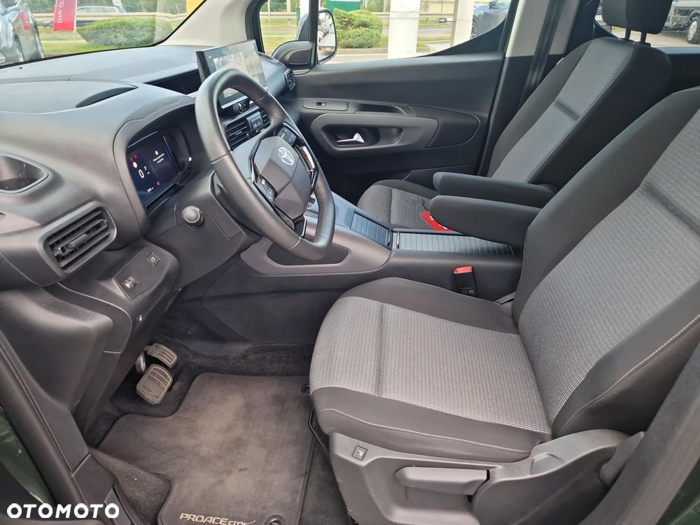 Toyota Proace City Verso 1.5 D-4D Family - 12