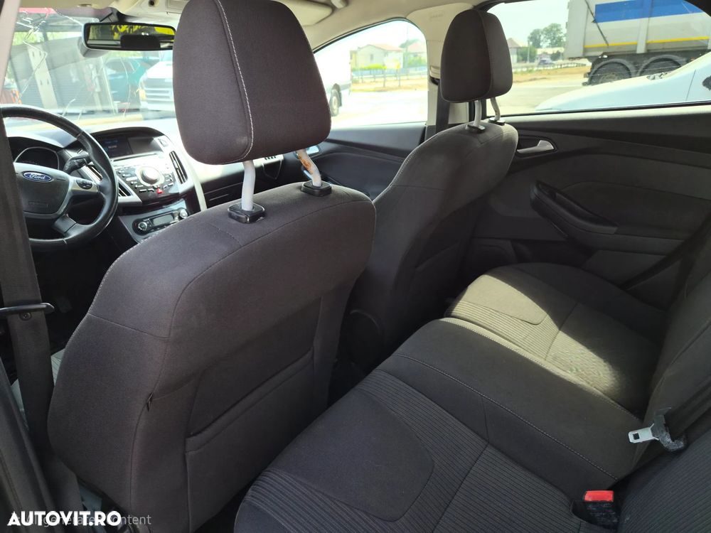Ford Focus 1.6 EcoBoost Start Stop Titanium - 6