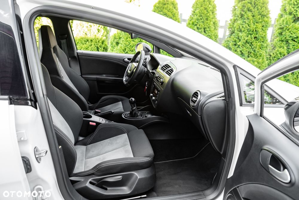 Seat Leon 2.0 TSI Cupra R - 25