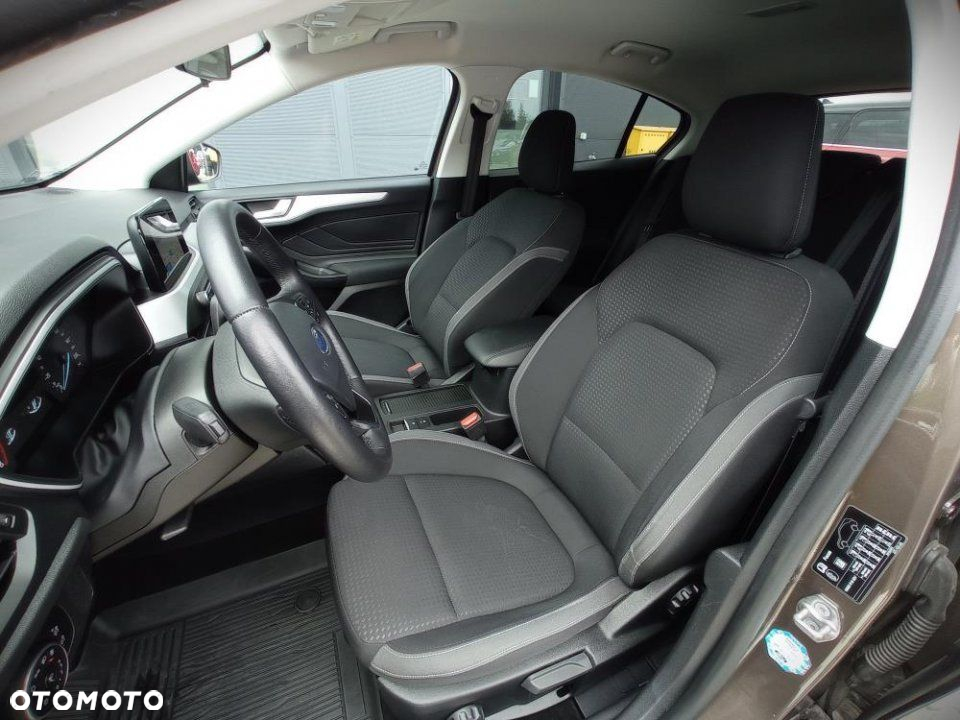 Ford Focus - 11