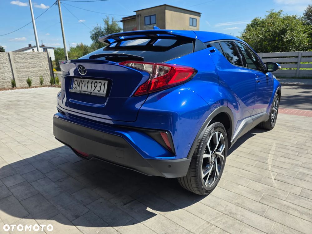 Toyota C-HR 1.2 Turbo Team Deutschland - 4