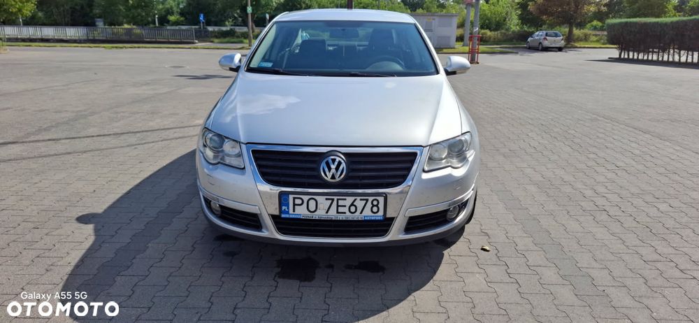 Volkswagen Passat 2.0 TDI DPF Comfortline - 5