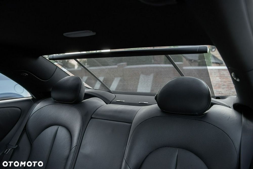 Mercedes-Benz CLK 280 Avantgarde Sport Edition - 8