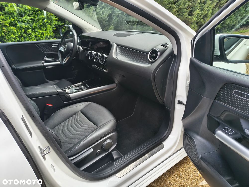 Mercedes-Benz Klasa B 180 d 8G-DCT Progressive Advanced - 12