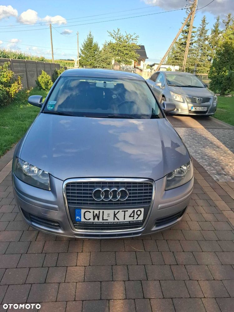 Audi A3 Sportback - 1