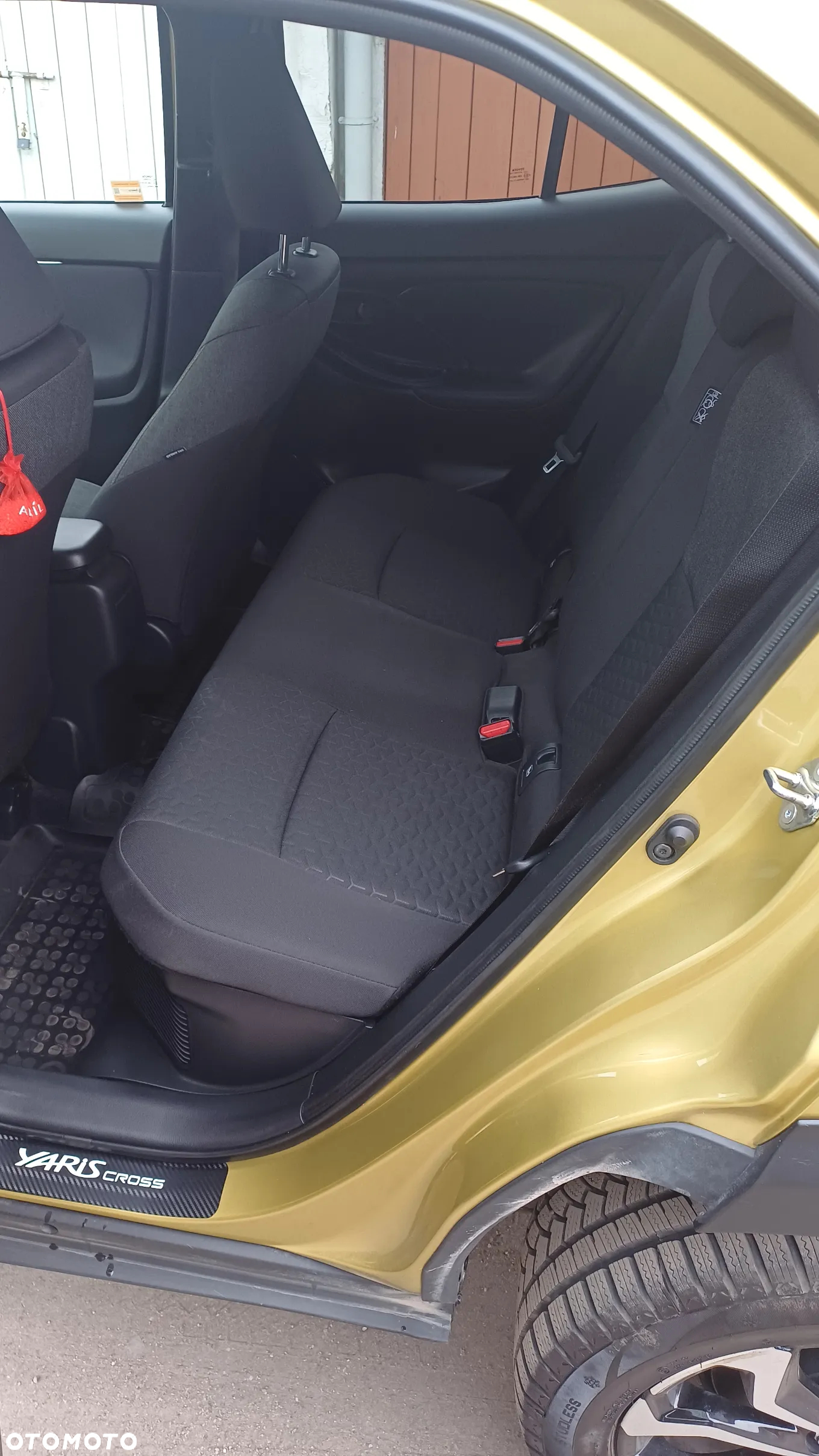 Toyota Yaris Hybrid 1.5 Comfort - 12