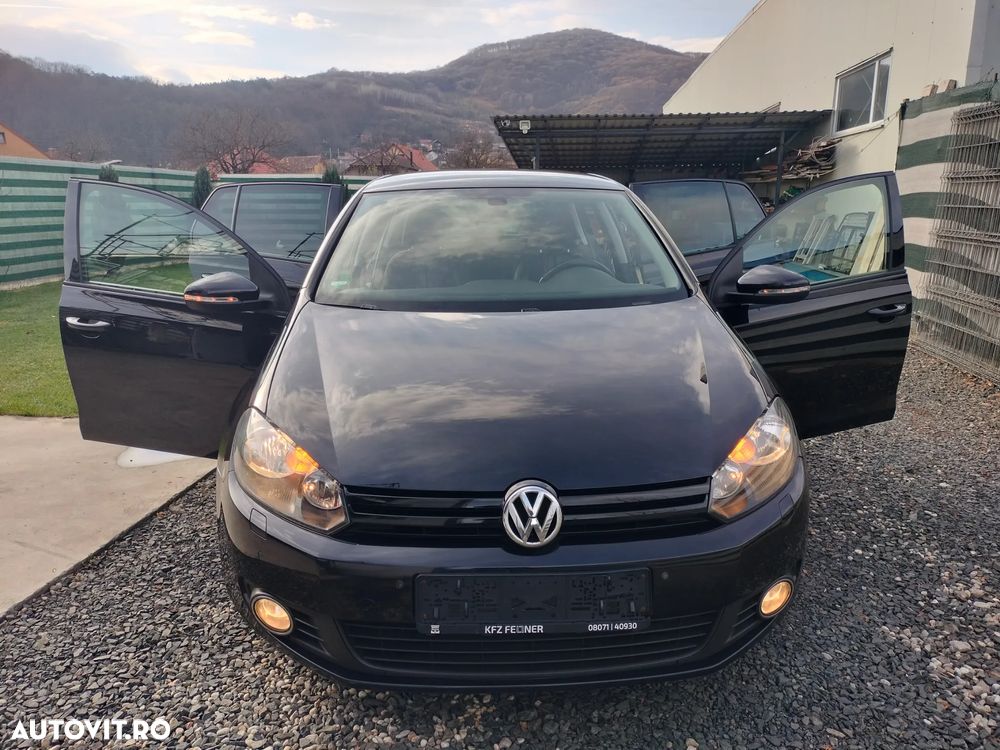 Volkswagen Golf 1.6 TDI DPF Style - 1