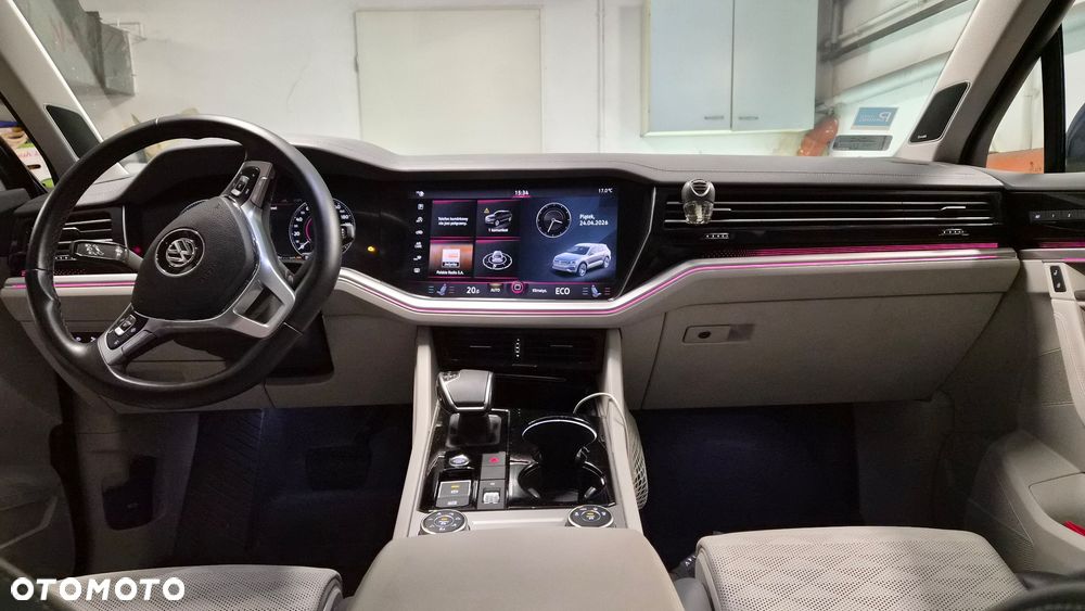 Volkswagen Touareg 3.0 V6 TDI SCR 4Mot Elegance - 12