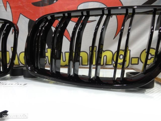 Grelha frontal em plástico ABS para BMW X3 E83 2006-2010 M4 look / dupla lâmina em preto piano brilhante - 8