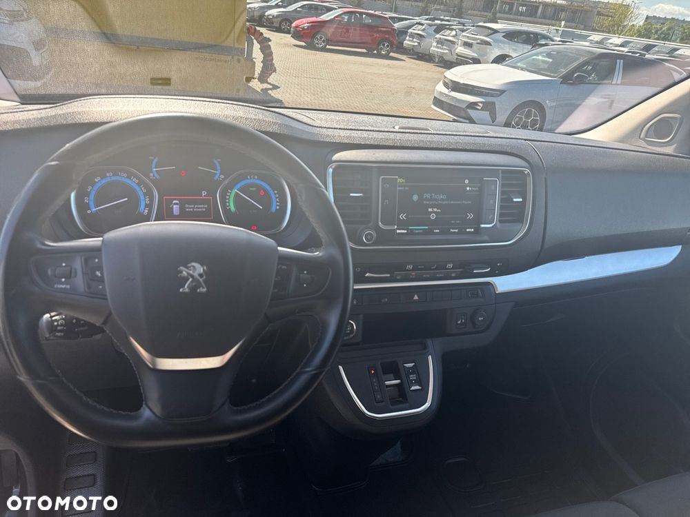 Peugeot Expert - 8
