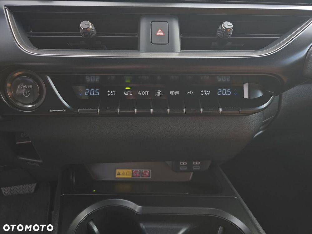 Lexus UX 300h F Sport Design - 12