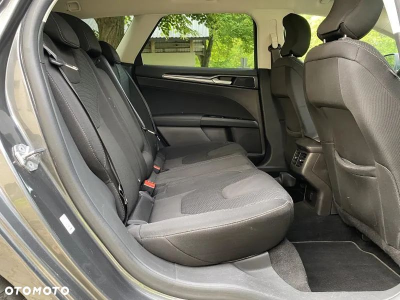 Ford Mondeo 2.0 Hybrid Titanium - 12