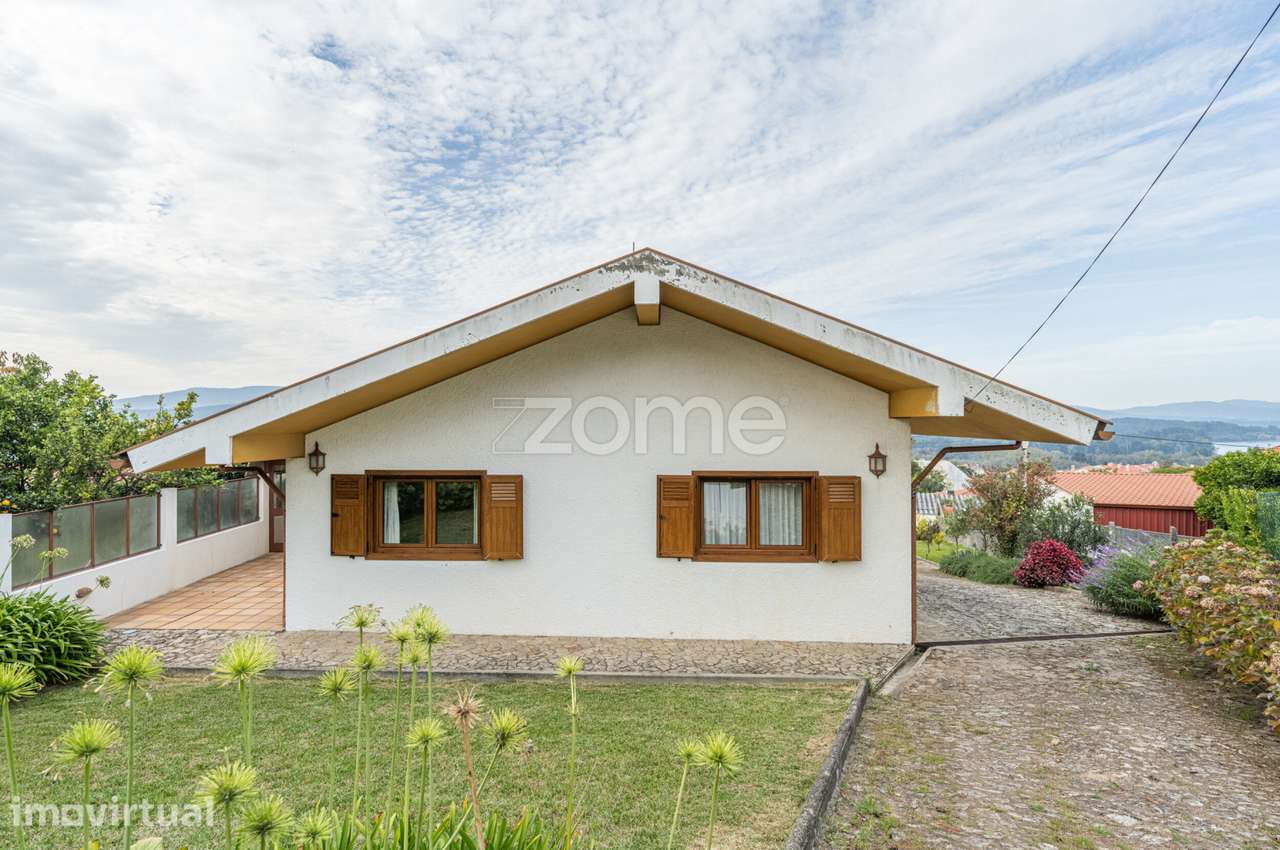 Moradia T4, Chalé de Montanha, lote de 2100 m2,vista rio, V.N.Cerve... - Grande imagem: 4/45