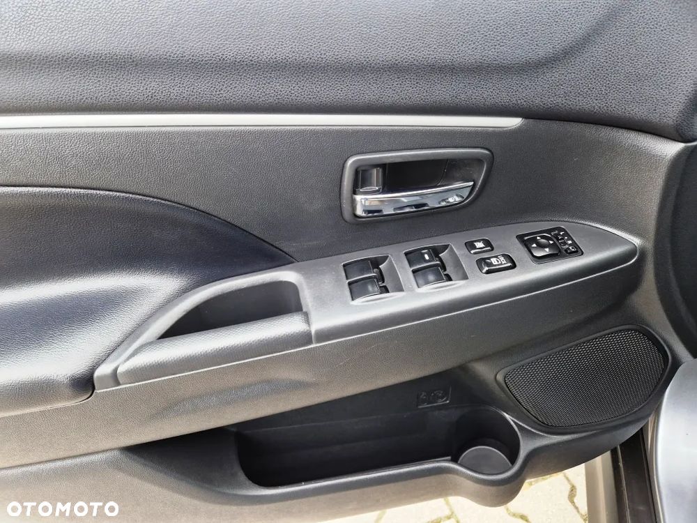 Mitsubishi ASX 1.8 DI-D 2WD Invite - 24