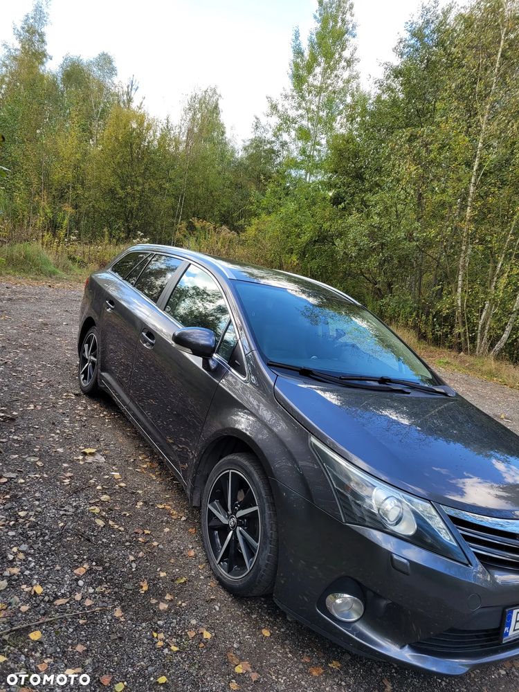 Toyota Avensis 1.8 Prestige MS - 6