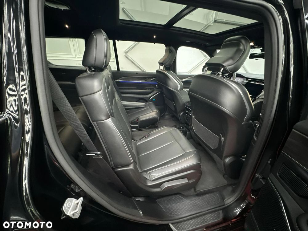 Jeep Grand Cherokee 5.7 V8 Overland - 38