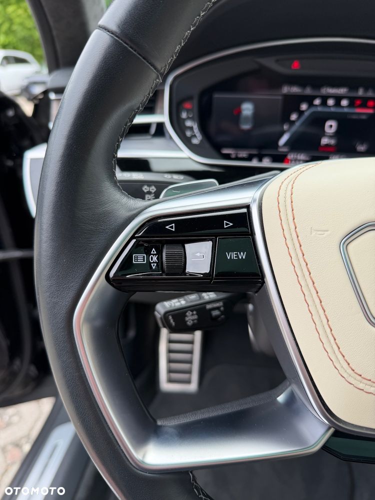 Audi S8 - 20