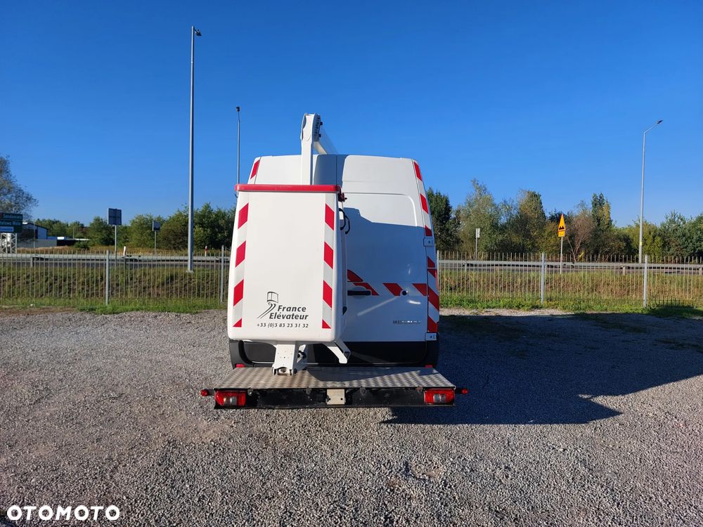 Renault Master / podnośnik koszowy 12.5 m/ zwyżka/ tylko 340 h  pracy/ super stan / Francja - 9