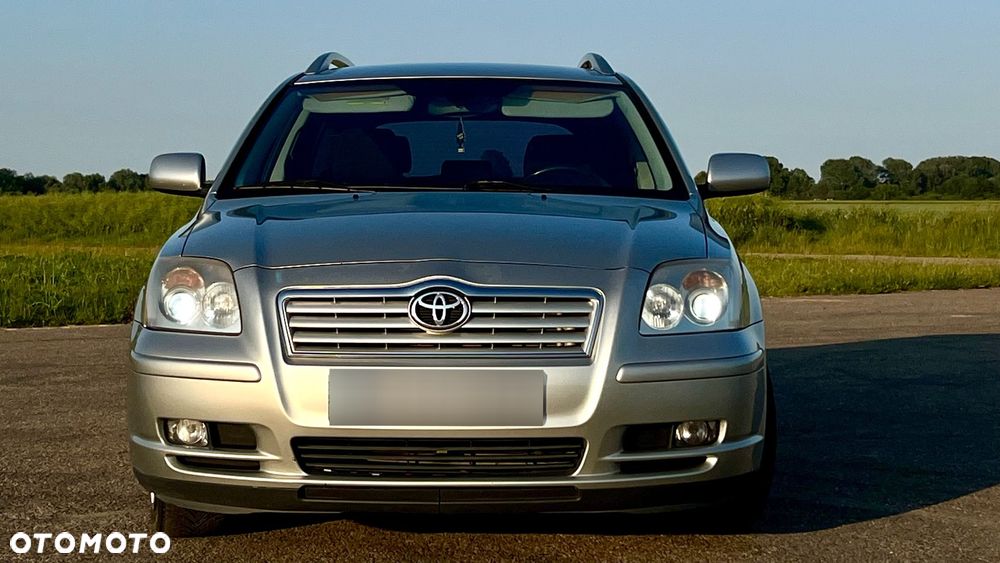 Toyota Avensis 1.8 VVT-i Sol - 17